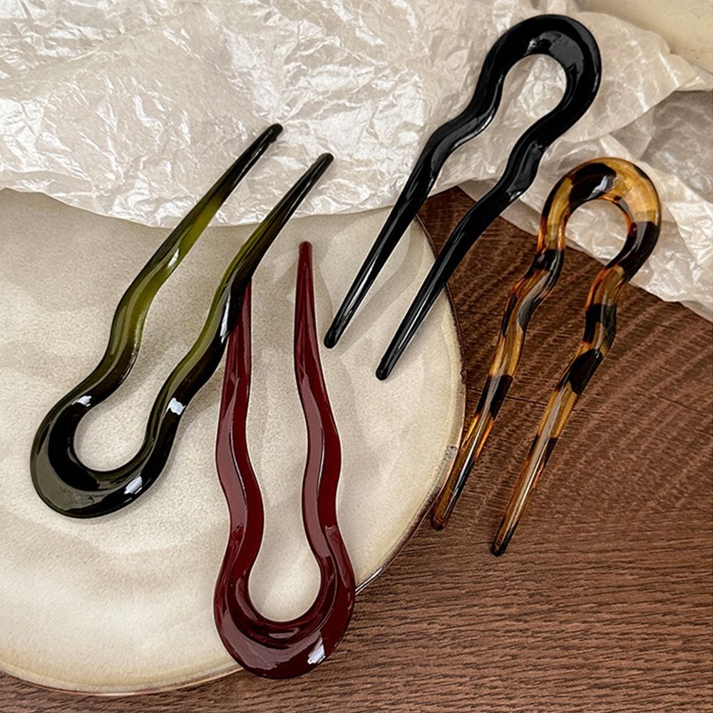 U-Shaped Tortoiseshell Hairpin  Stylish Geometric Design for Women & Girls
