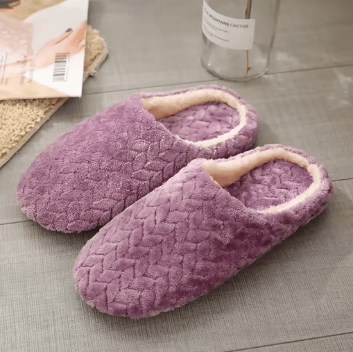 Unisex Fluffy Home Slippers Soft Anti-Slip Indoor Slides for Cozy Winter Comfort