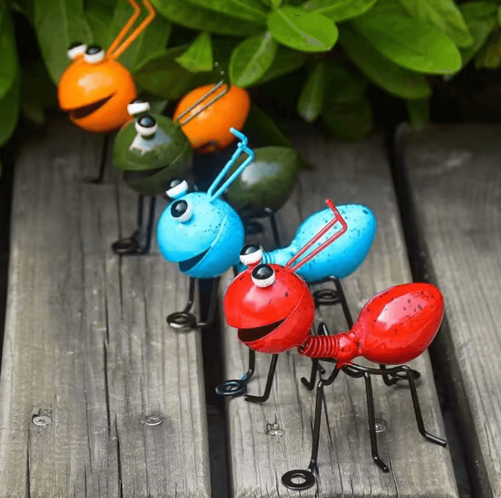 Cute Metal Ant Wall Art Set – 3D Garden & Indoor Insect Sculpture Decor