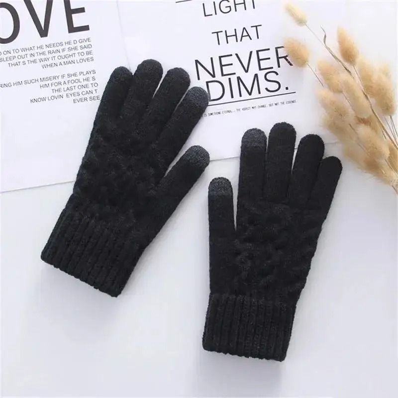 Universal Winter Thermal Touchscreen Knitted Gloves