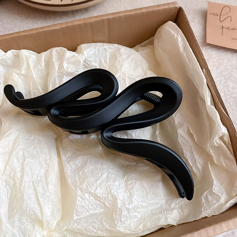 Acrylic Shark Clip Hair Claws French-Inspired Hair Jewelry for Women