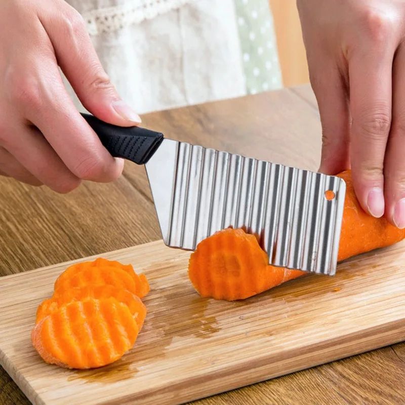 Stainless Steel Potato Chip Slicer – Wavy Crinkle Cutter for French Fries, Vegetables Fruits Dough Chopper Garnishing