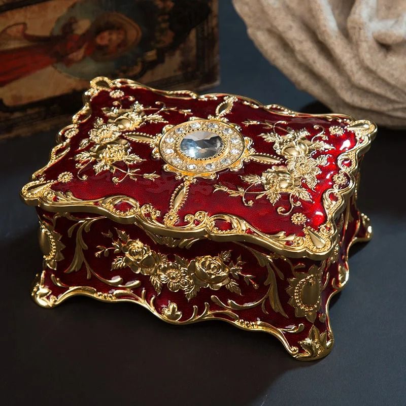 European Retro Inlaid Diamond Jewelry Box