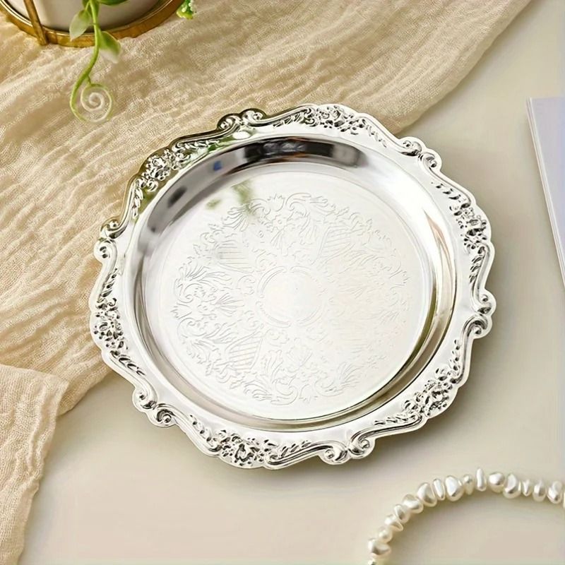 Retro Light Luxury Style Metal Jewelry Tray