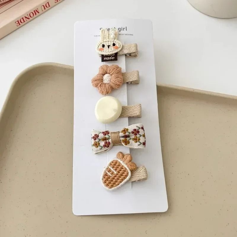 Sweet Kids Plush Hair Clip Set – Kawaii Autumn/Winter Beige & Coffee Bowknot Headwear (5pcs)