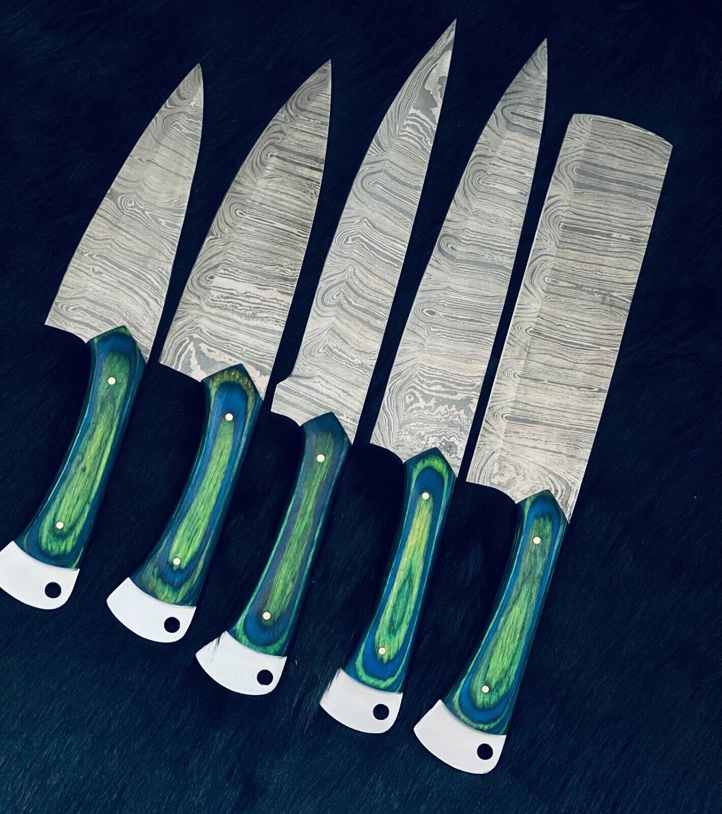 Handmade Damascus Steel Kitchen Knives – Unique Twist Pattern Set