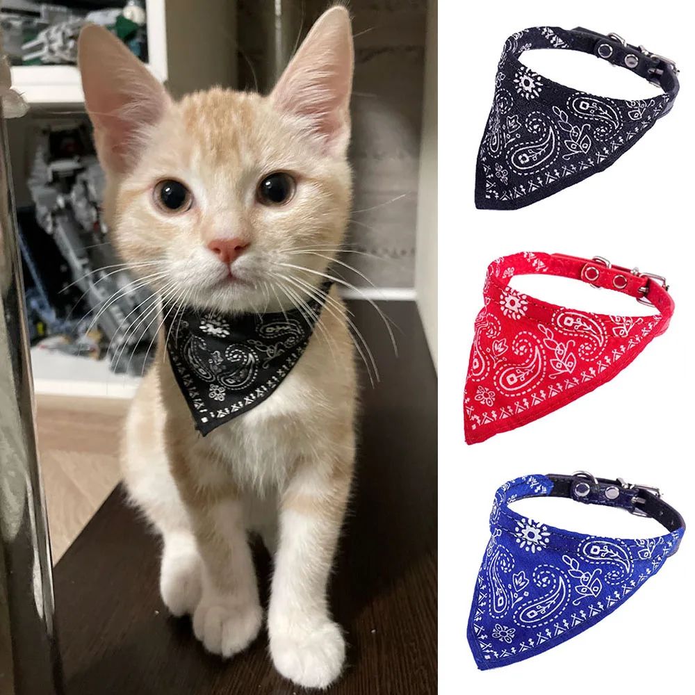 Adjustable Triangular Pet Bandana Collar – Cute Printed Scarf for Cats, Kittens & Small Dogs