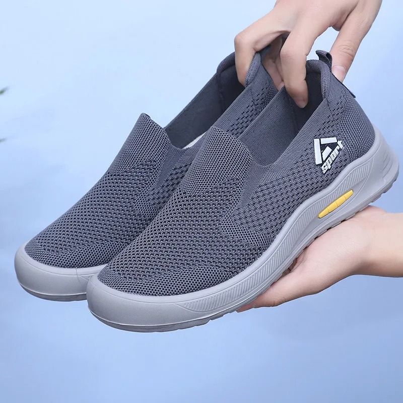 Mens Lightweight Slip-On Casual Sneakers