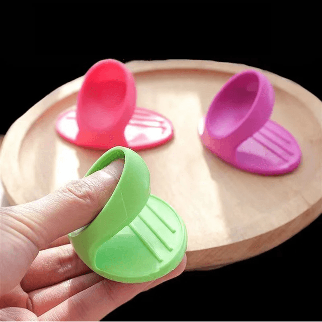 Silicone Heat Resistant Finger Covers for Cooking and Baking
