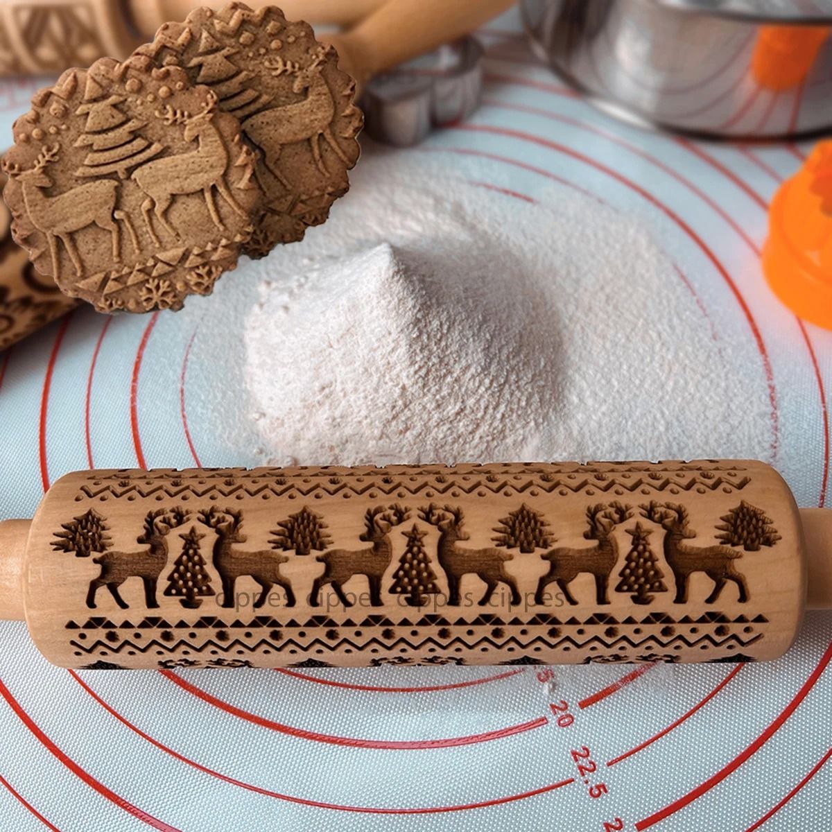 Christmas Wooden Rolling Pin with Reindeer Pattern Embossed Cookie Roller