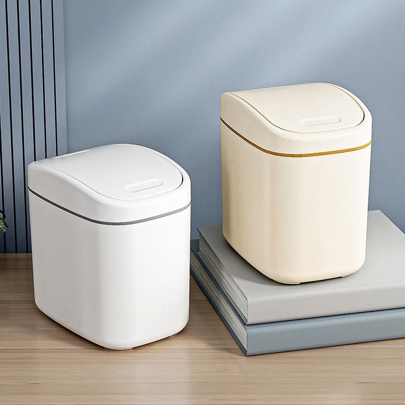 Compact Desktop Trash Can With Shake Cover
