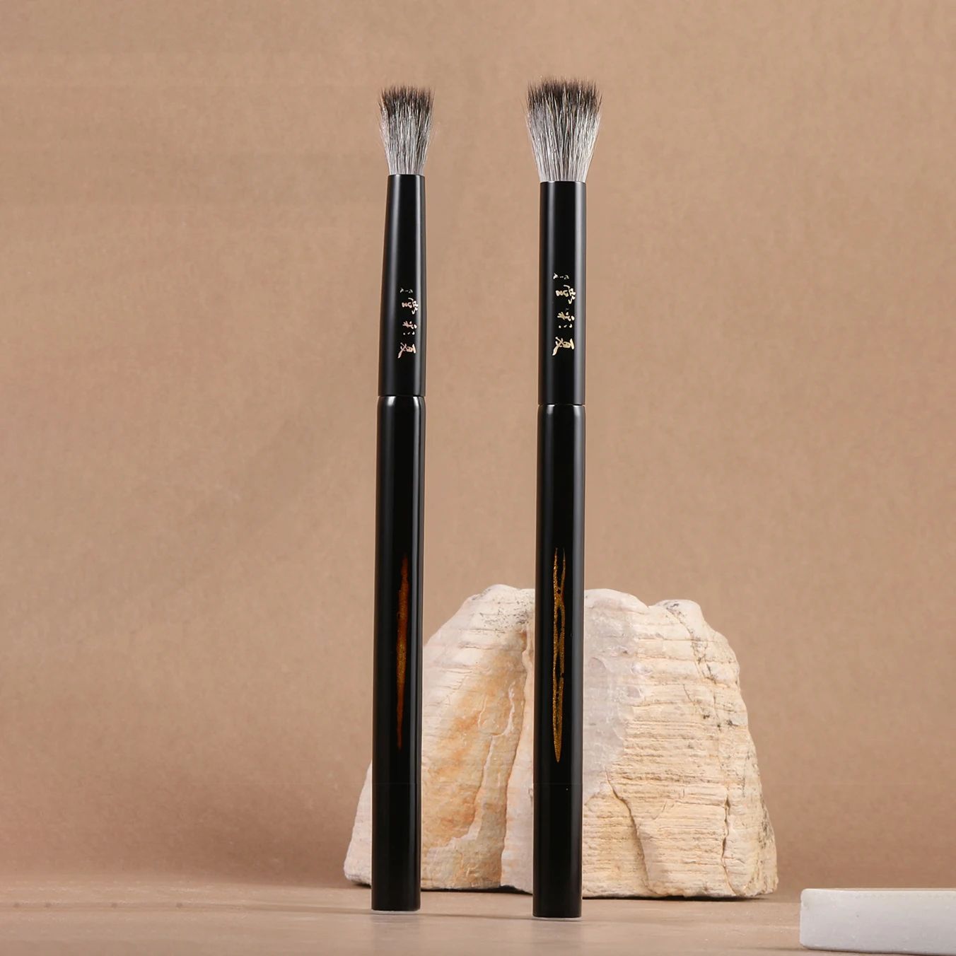 Professional Stippling Makeup Brush Soft Goat Hair Foundation and Blending Brush