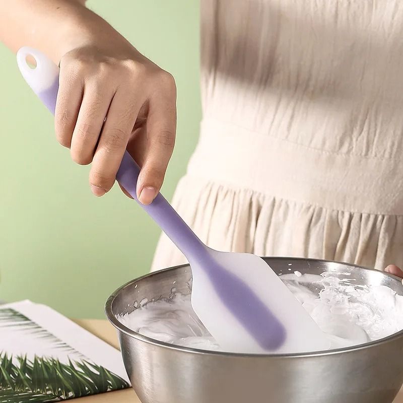 Silicone Cake Scraper and Baking Tool