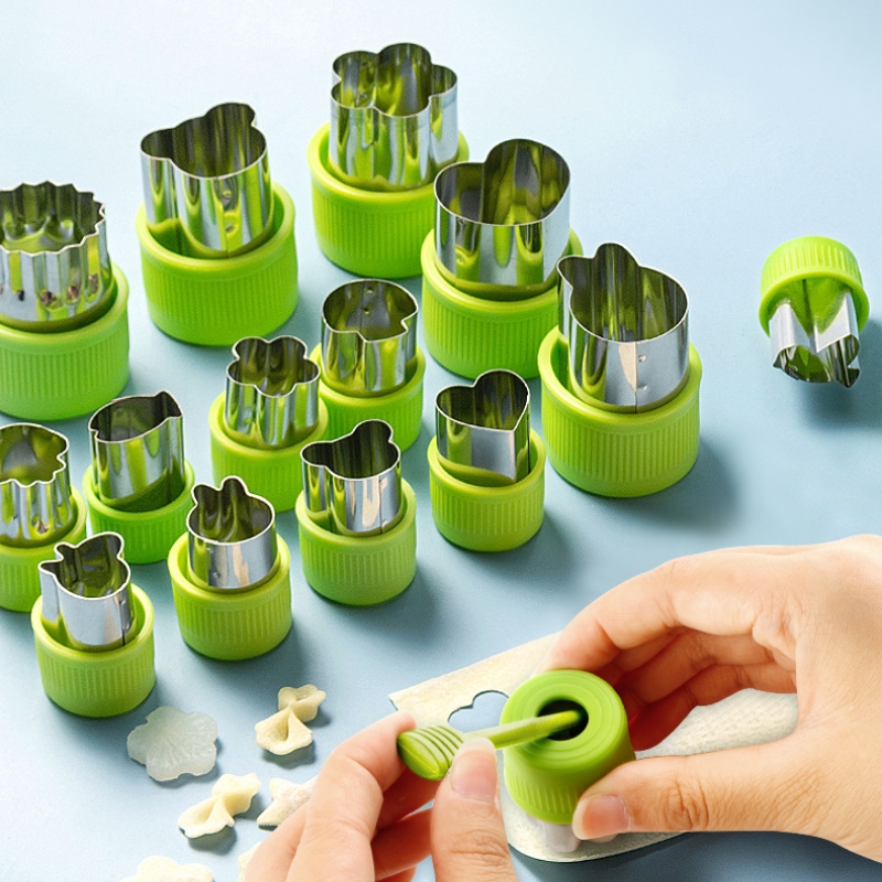 Small Wonton Biscuit Mold, Stainless Steel Fruit Cutting, Heart/Flower Shape Vegetables Cutter Embossing Tool