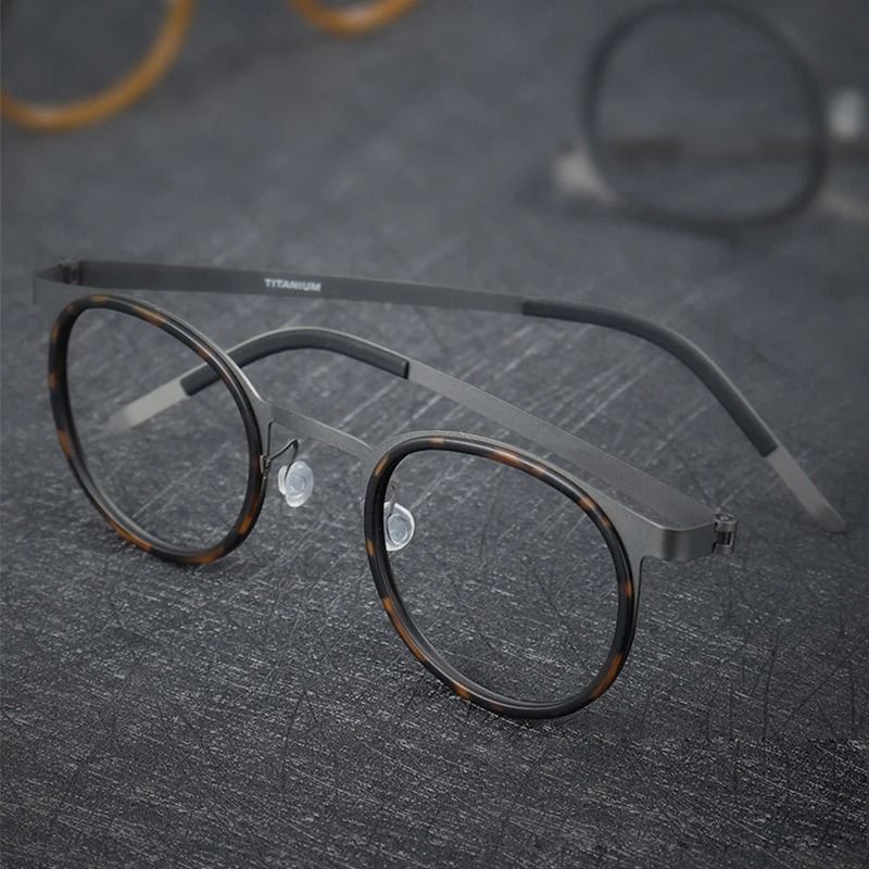 Pure Titanium Eyewear Frame Men Blue Light Blocking Screwless Design
