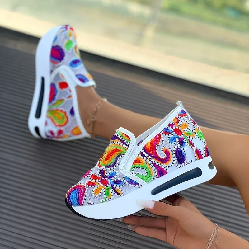 Sneakers Spring Autumn Slip On Casual Embroidery Platform Mesh Loafers