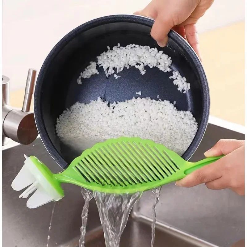 Multi-Functional Rice Washing Spoon – Hand Guard Rice Rinsing & Mixing Tool