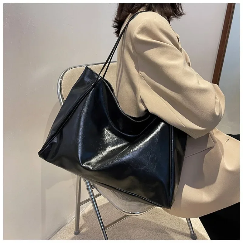 Large Capacity Women Tote Bag, Fashionable Underarm Pouch, Retro PU Leather Shoulder Bag, Casual Crossbody Bucket Bags