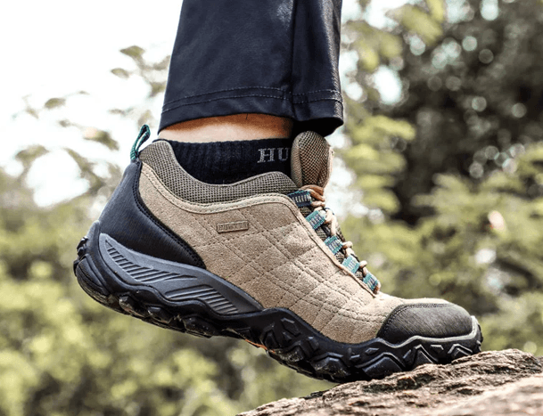 Humtto Mens Leather Hiking Shoes Outdoor Trekking Sneakers