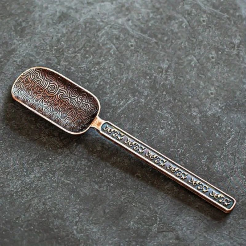 CloudElegance Alloy Tea Spoon – Retro Auspicious Cloud Kung Fu Tea Shovel Tool