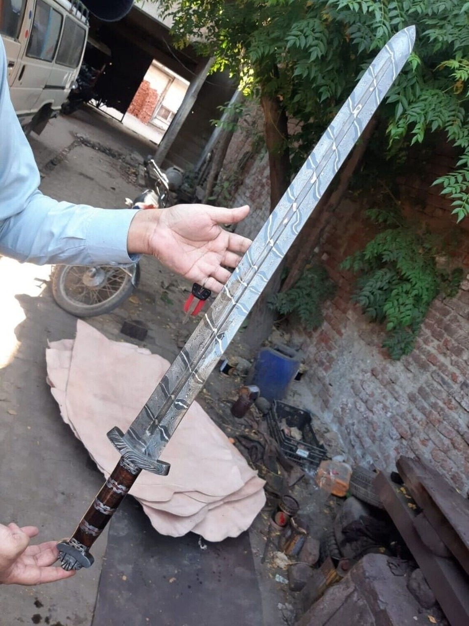 Handmade Full Tang Sword Damascus Steel Survival Sword Outdoor New Sword Gift For Him Special Viking New Sword