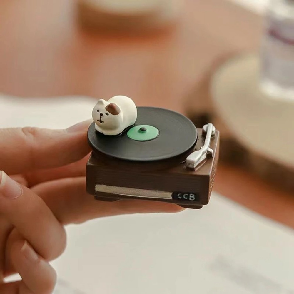 DIY Dollhouse Decoration, Miniature Props, Grocery Record Player, Cat Gramophone