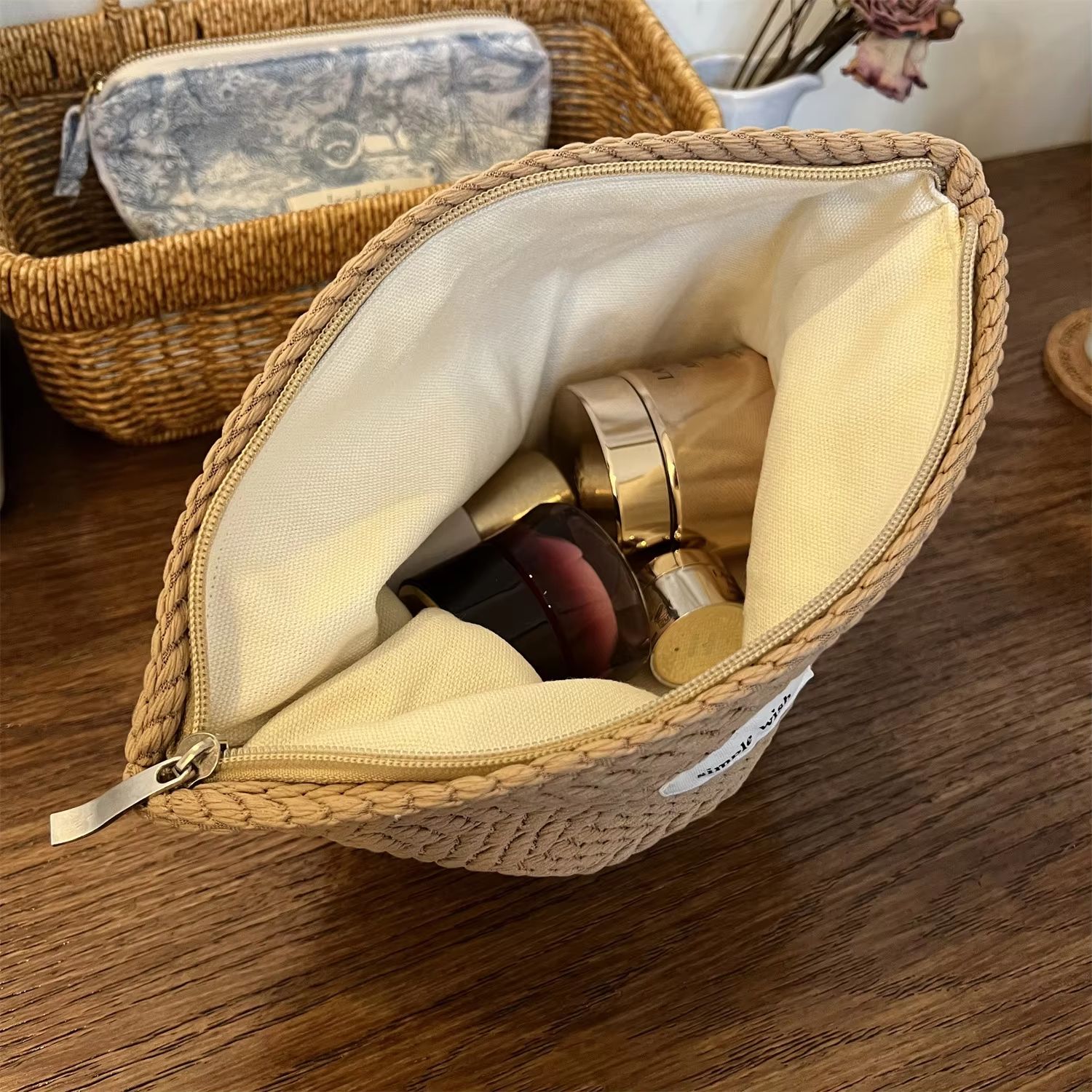 Artistic Handwoven Cotton Makeup Bag Crochet Cosmetic Pouch with Zipper