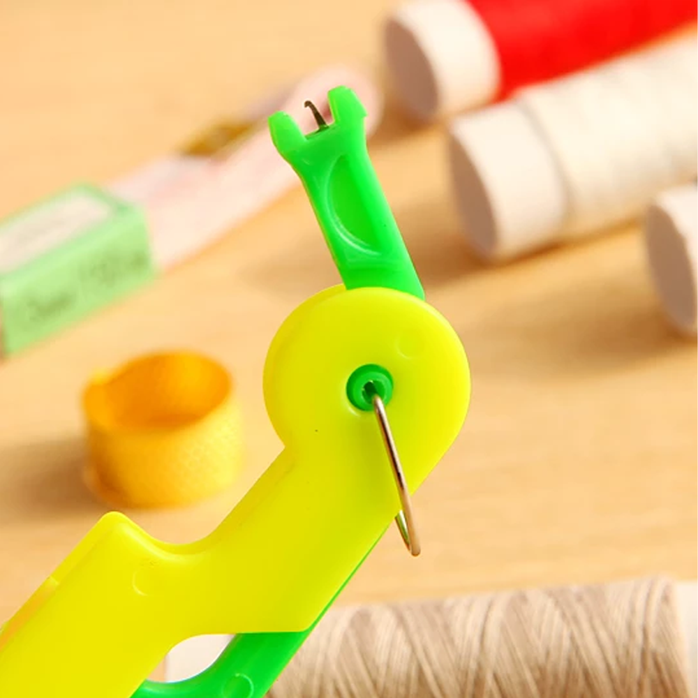 Auto Needle Threader
