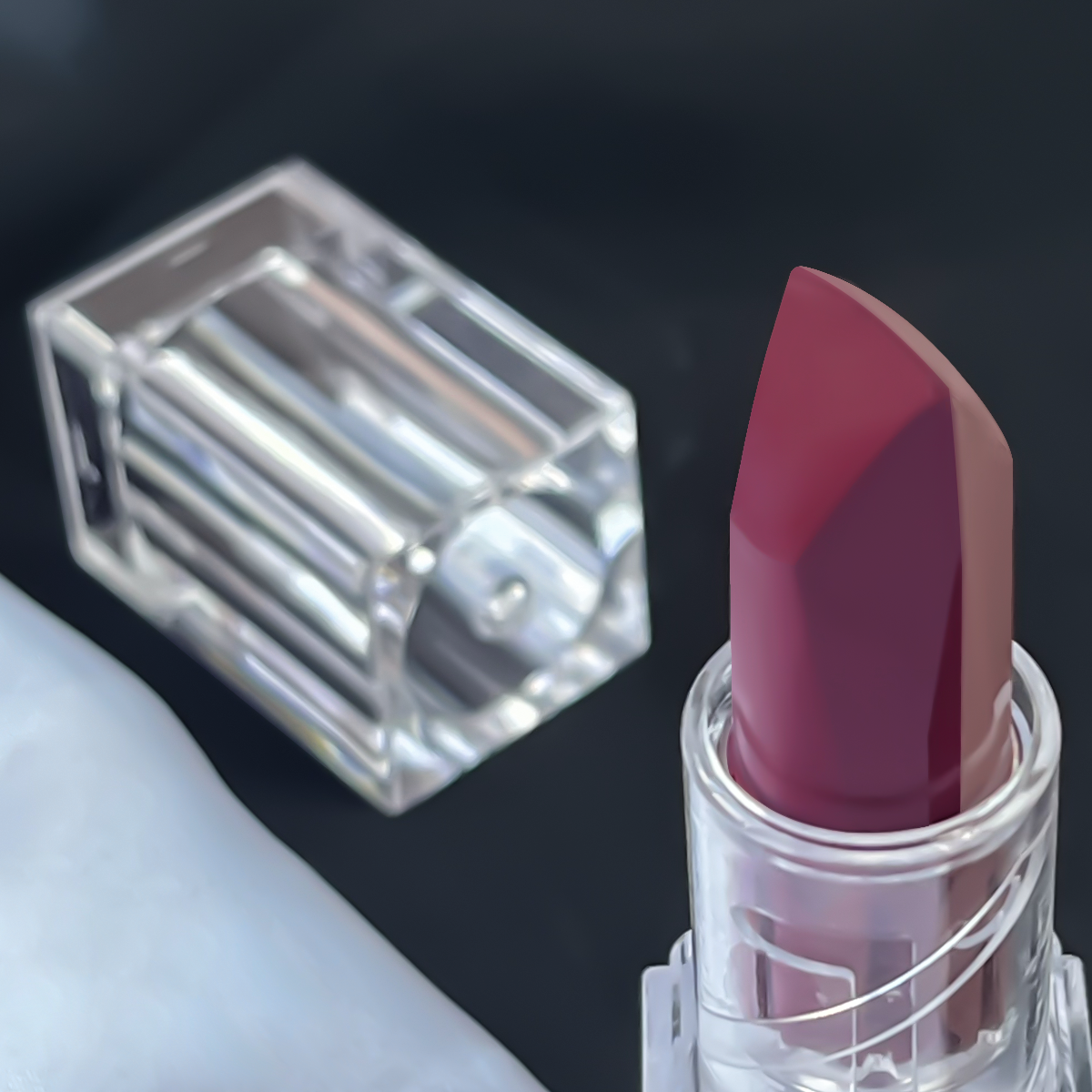 2 In 1 Lip Liner & Lipstick, Waterproof Matte Lip Combo Pencil, Tapered Sharp End Long-Lasting Lipliner & Lipstick
