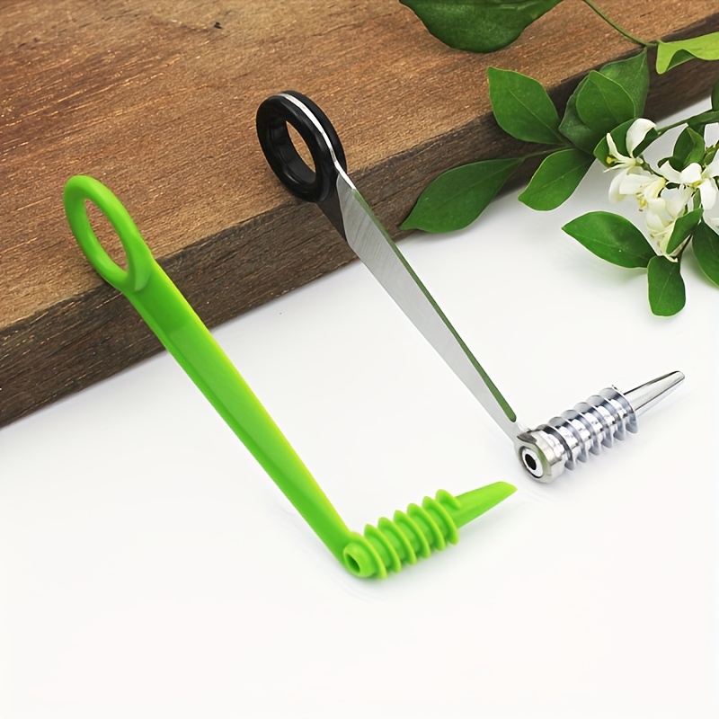 Stainless Steel Handheld Vegetable Spiral Cutter Perfect for Even Slicing of Potatoes Zucchini and More