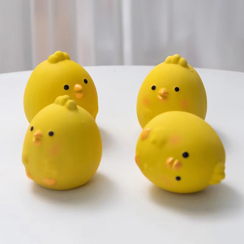 Cute Chicken Dog Squeaky Toy Bite-Resistant Rubber Chew for Dental Cleaning