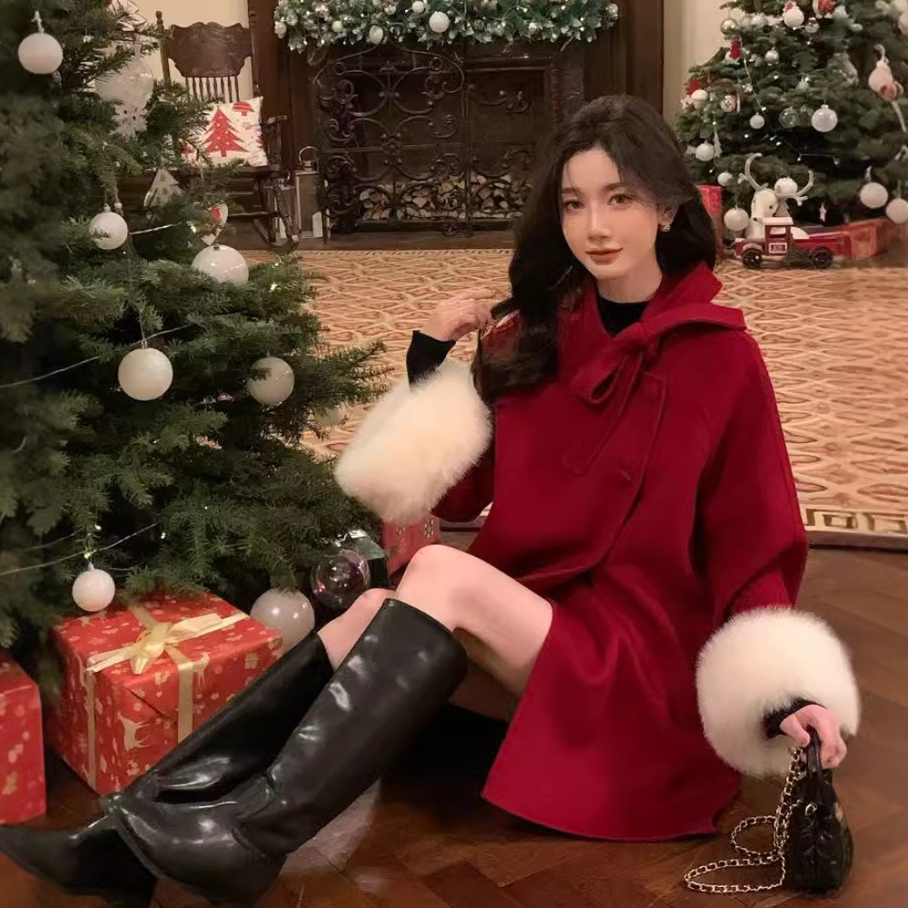 Womens Winter Fashion Outerwear, Double Faced Cashmere Coat with Real Fox Fur, Autumn Winter Gentle Wool Cape