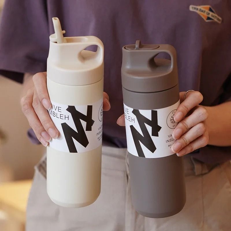 Stainless Steel Vacuum Insulated Straw Water Bottle for Sports Travel and Daily Use