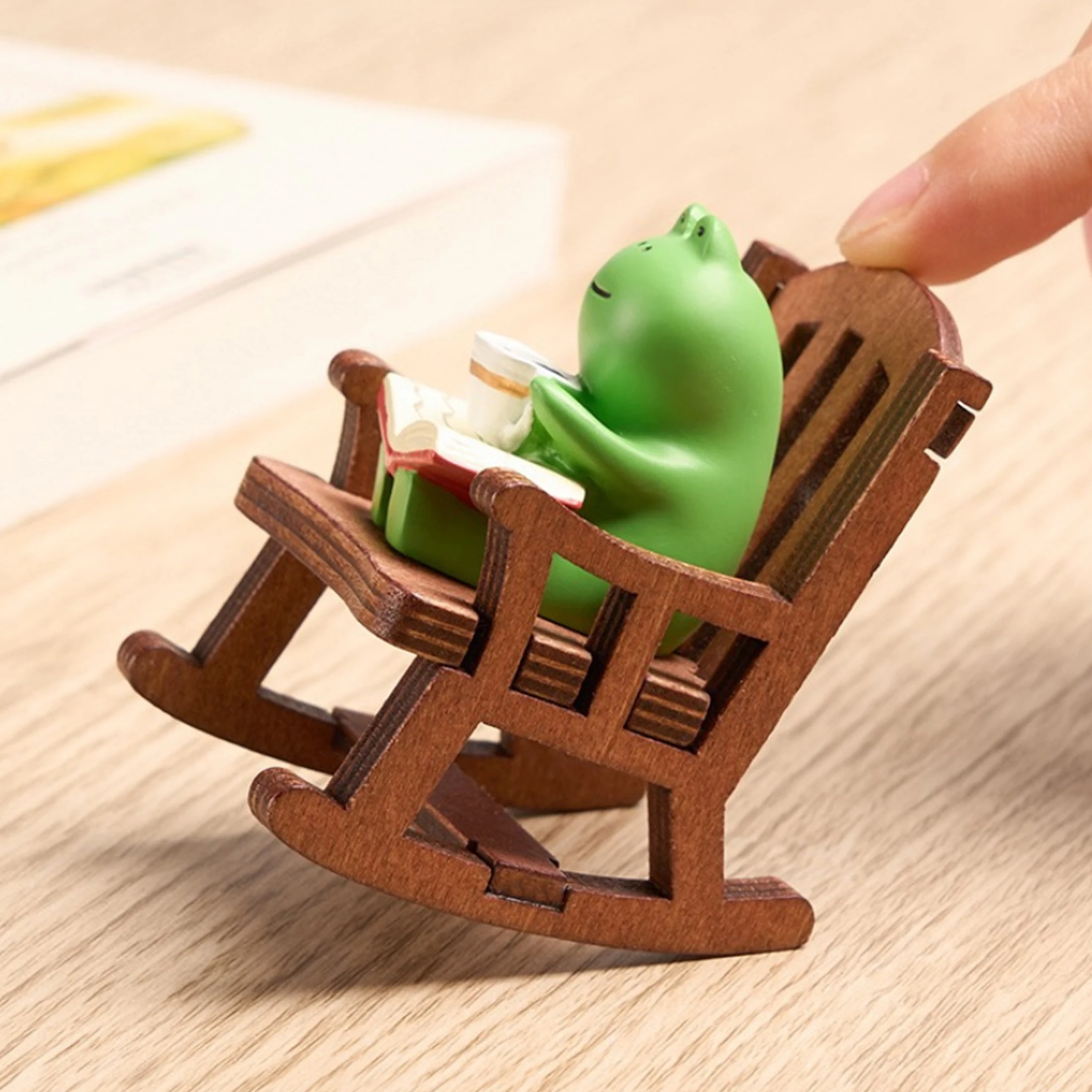 Cute Frog Rocker Chair – Healing Small Decoration for Office Desk and Car Center Console