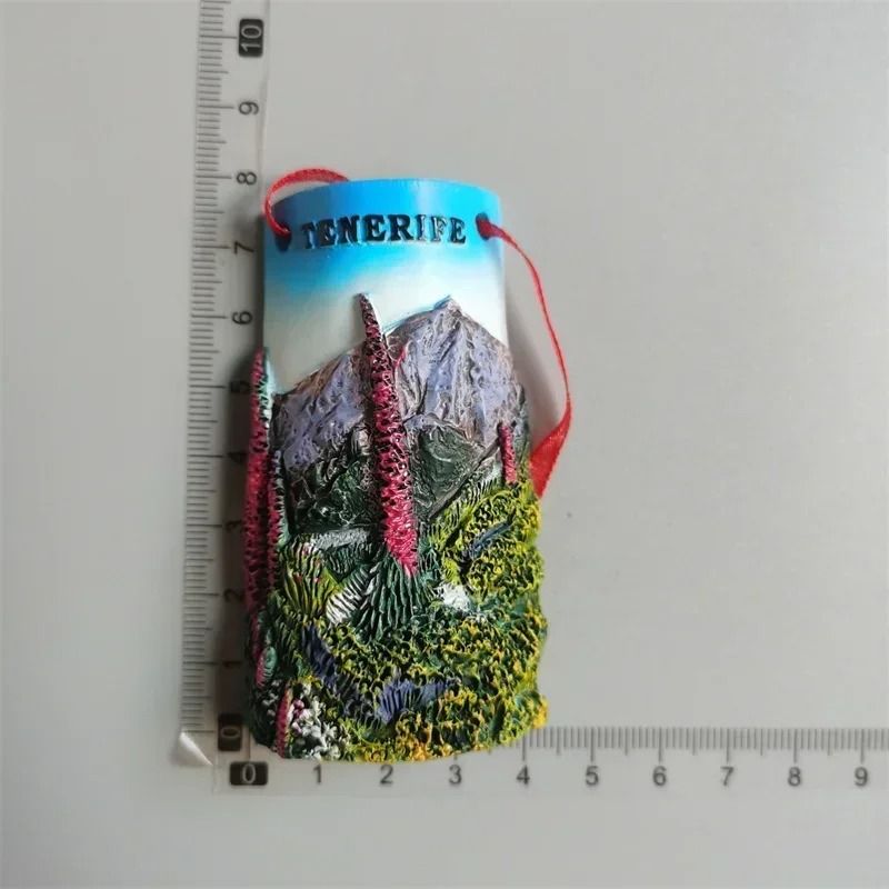 Traveler Narrative Sculpture – High-Definition Tenerife Architectural Magnet